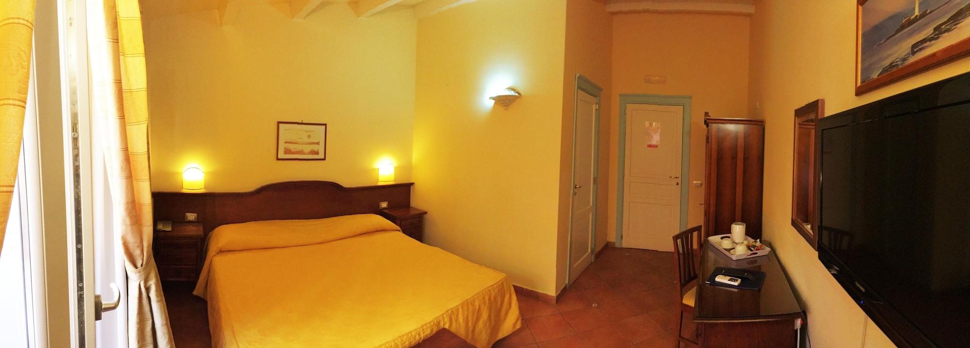 Hotel Mediterraneo Συρακούσες Εξωτερικό φωτογραφία