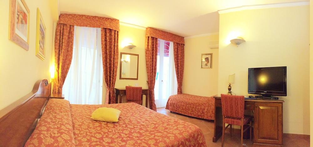 Hotel Mediterraneo Συρακούσες Εξωτερικό φωτογραφία